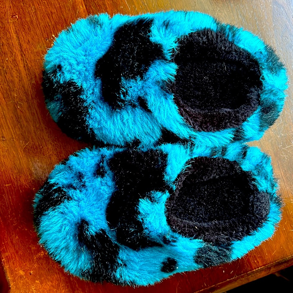 Teal Zebra Kids’ Slippers
